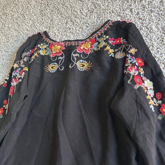 Johnny Was Womens Large Autumn Bloom Black Embroidered Floral Tunic Top - Picture 13 of 15